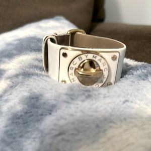 Marc Jacobs bracelet watch